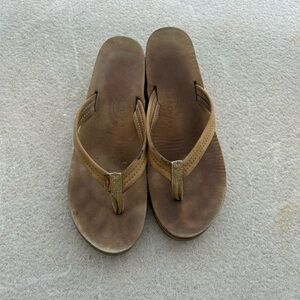 Women’a rainbow flip flops